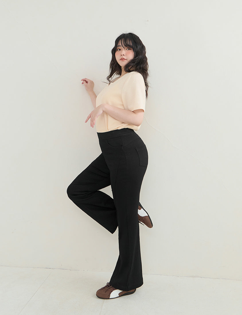 Hip-Lifting Stretch Plus Size Flared Pants