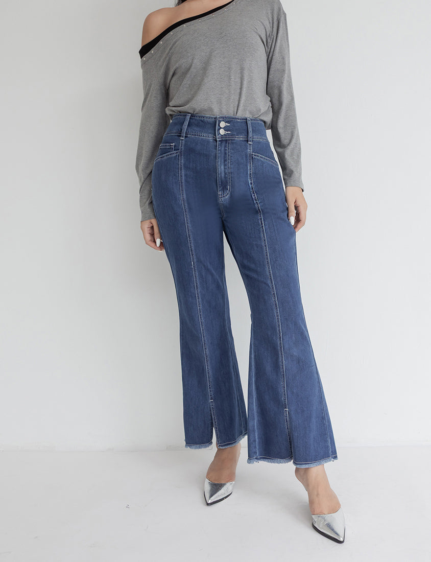 MUA! Sweet & Cool Asymmetrical One-Shoulder Plus Size Top