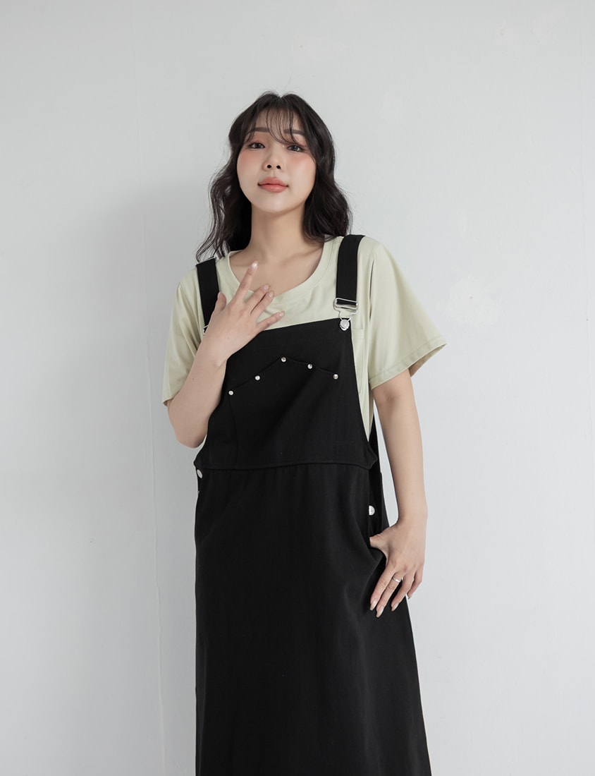 Silky Cool Floral Embroidery Plus Size Tee