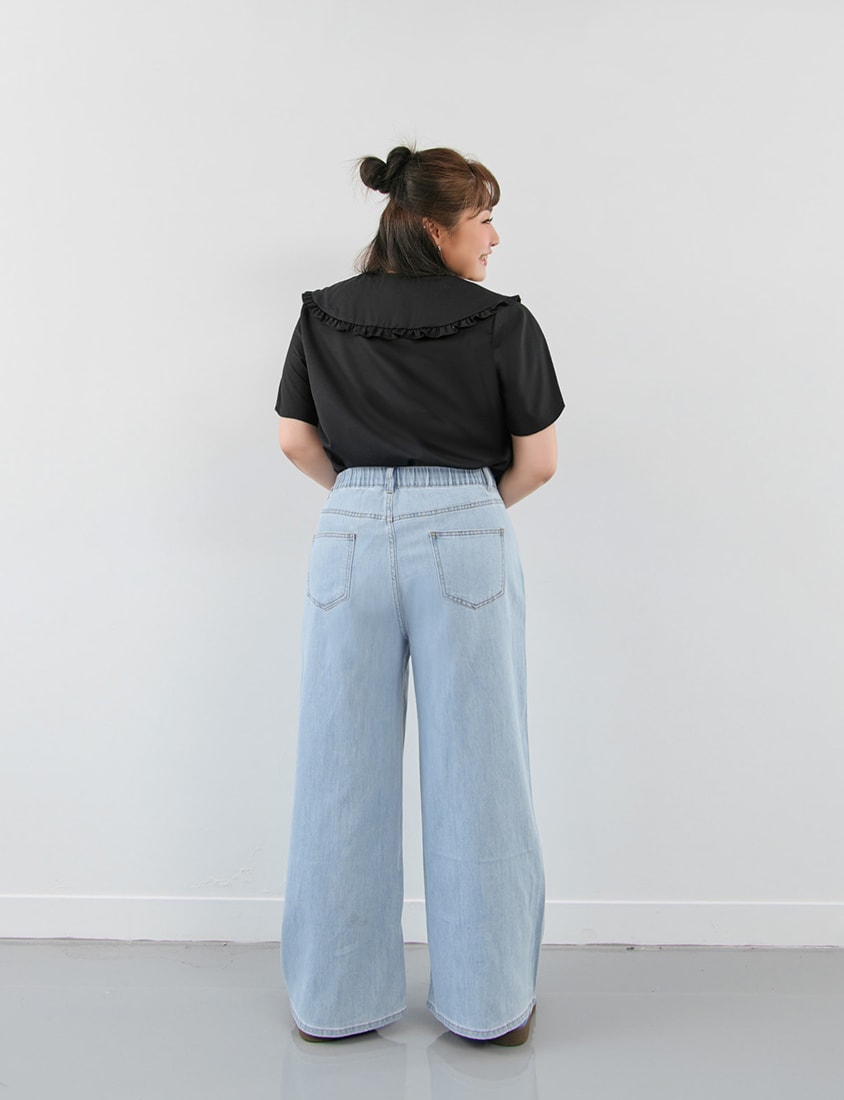 Playful Ruffle Collar Plus Size Short Sleeve Shirt