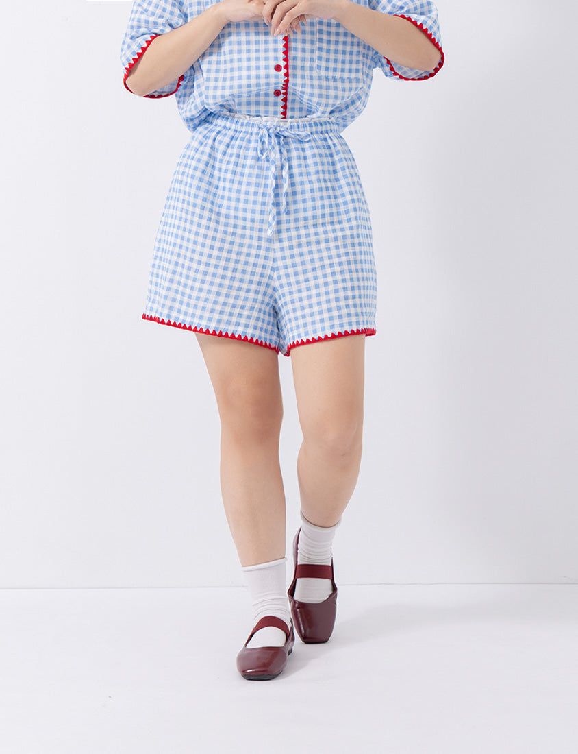 Skin-Friendly Gingham Contrast Ruffle Casual Plus Size Shorts