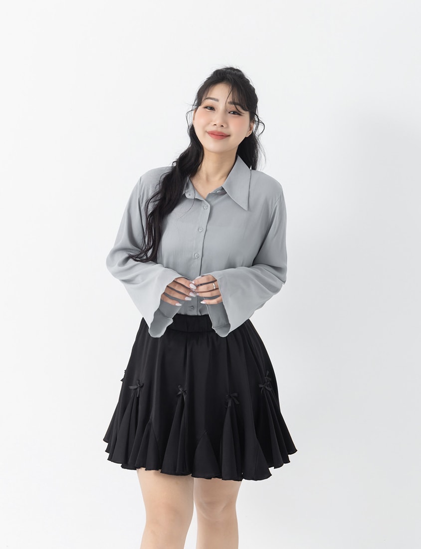 Sheer Crinkle Bell Sleeve Cropped Plus Size Shirt
