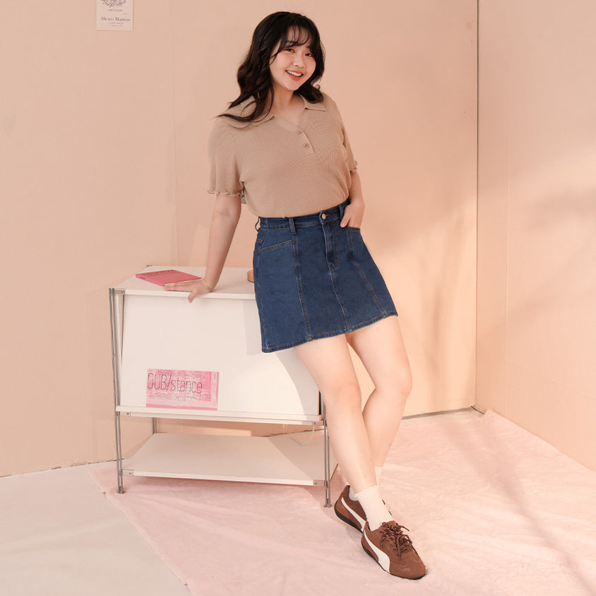 Standard Perfect Fit Seamed A-Line Denim Plus Size Mini Skirt