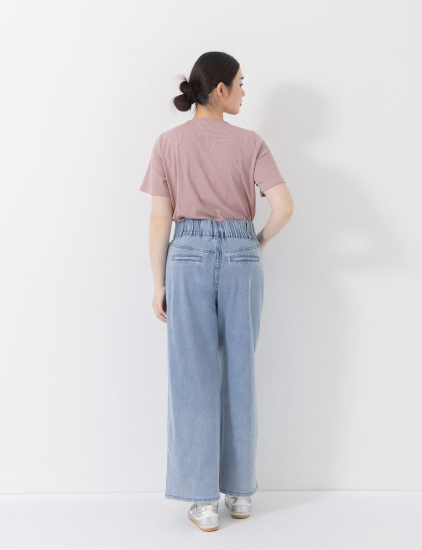 Lightweight Cloud Denim Zero-Restriction Plus Size Jeans (Regular)