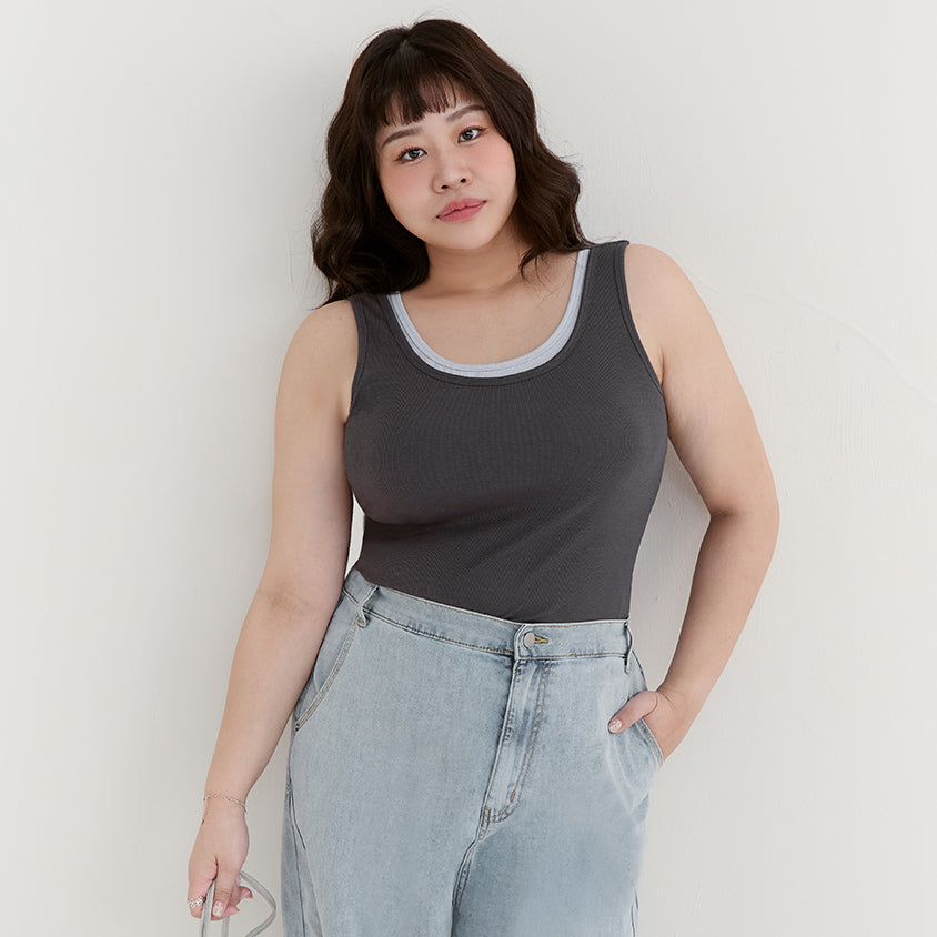 Pobra. Contrast Crew Neck Ribbed Plus Size Bra Tank Top