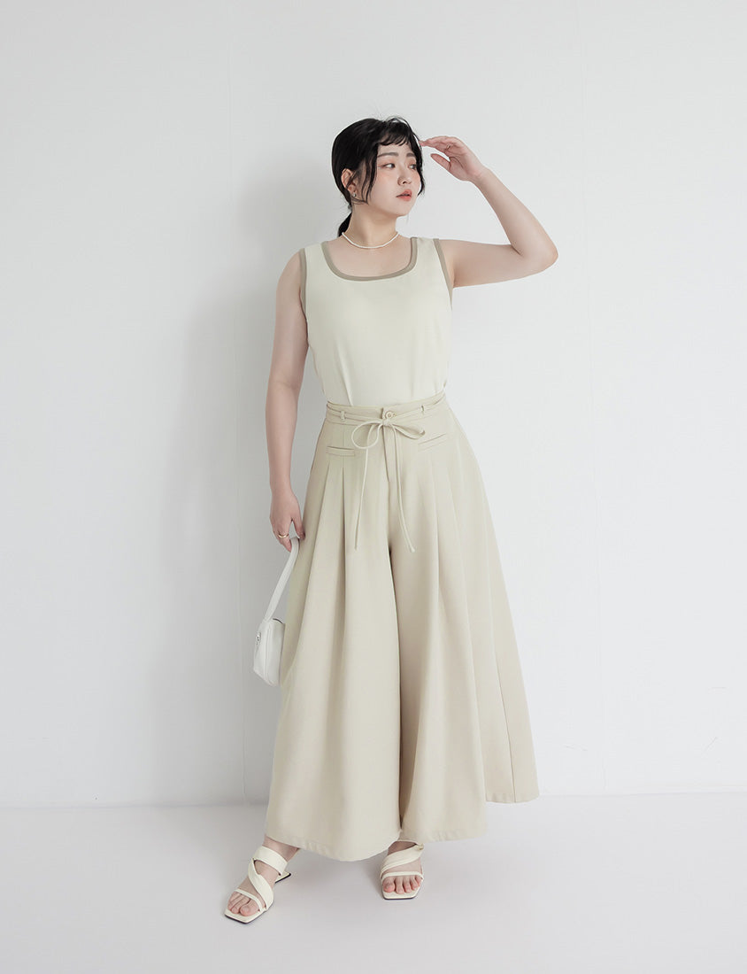 MISS. Pleated Cropped Plus Size Wide Leg Pants (With Waist Tie)