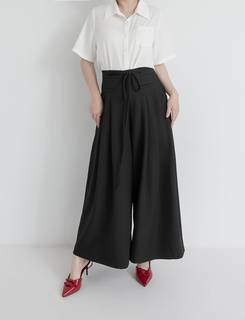 MISS. Pleated Cropped Plus Size Wide Leg Pants (With Waist Tie)
