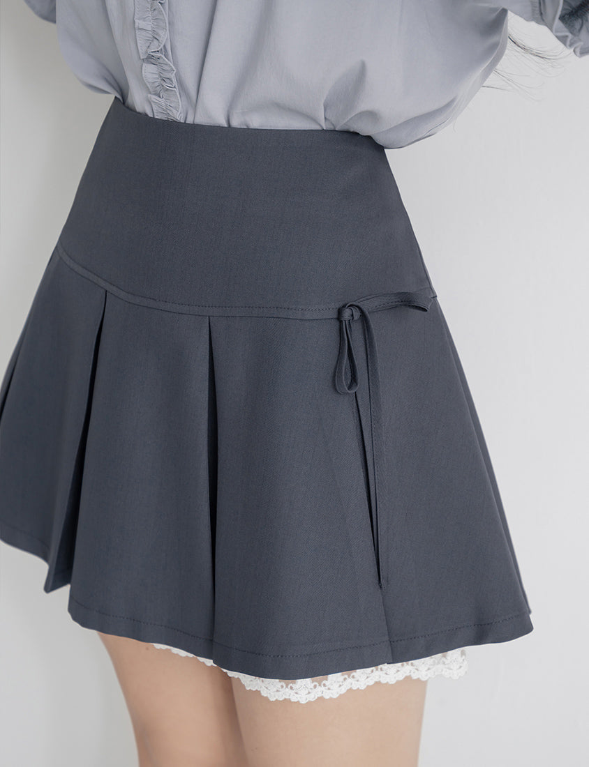 Sweet Bow Lace Pleated Plus Size Mini Skirt