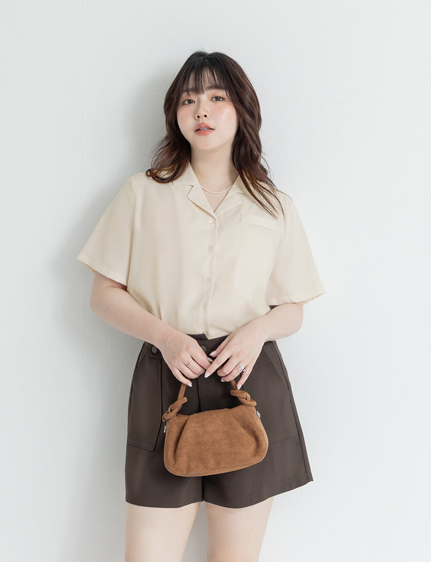 MISS. Minimal Textured Cuban Collar Plus Size Shirt