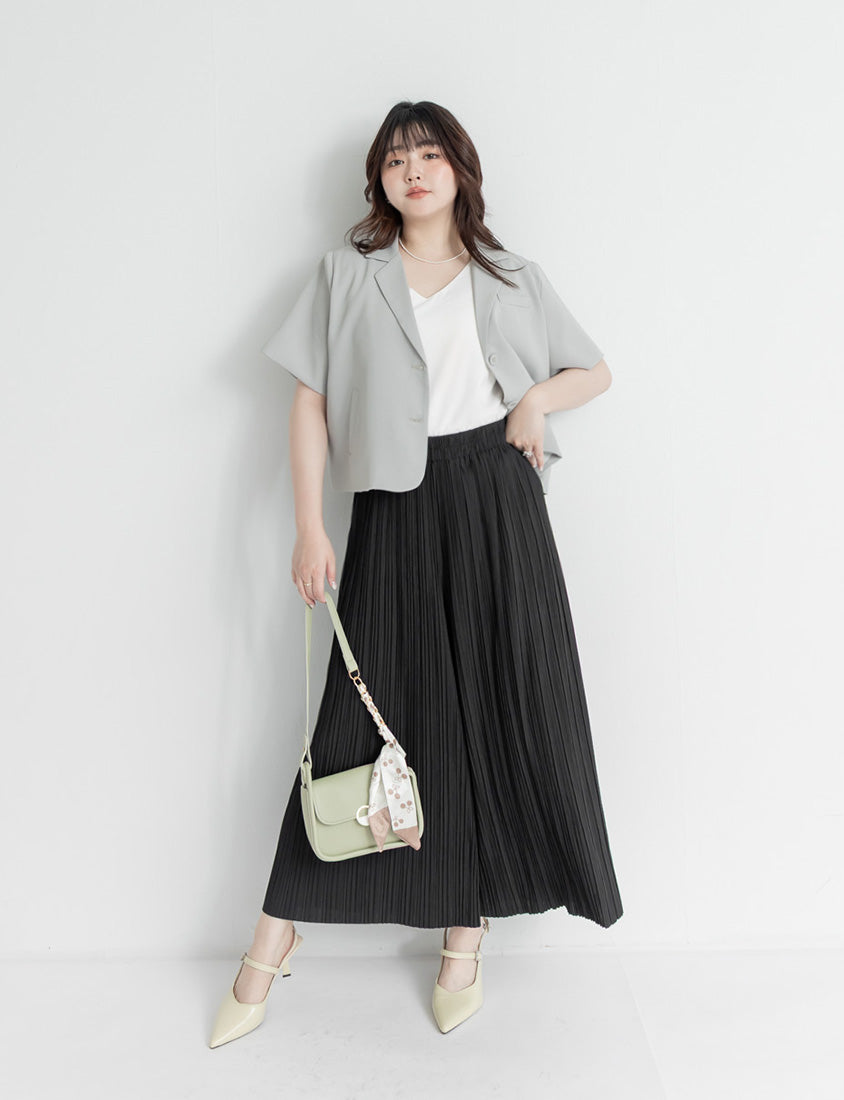 Silky Cool Fine Pleated Plus Size Wide-Leg Pants