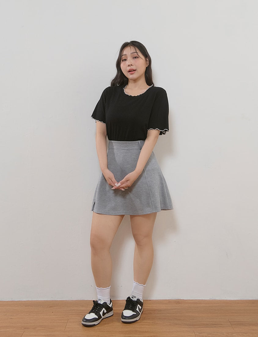 Cute Ruffle Trim Ribbed Plus Size Top