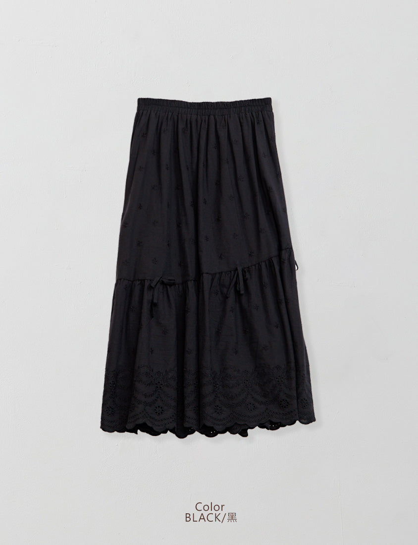 Romantic Intricate Lace Bow Plus Size Maxi Skirt