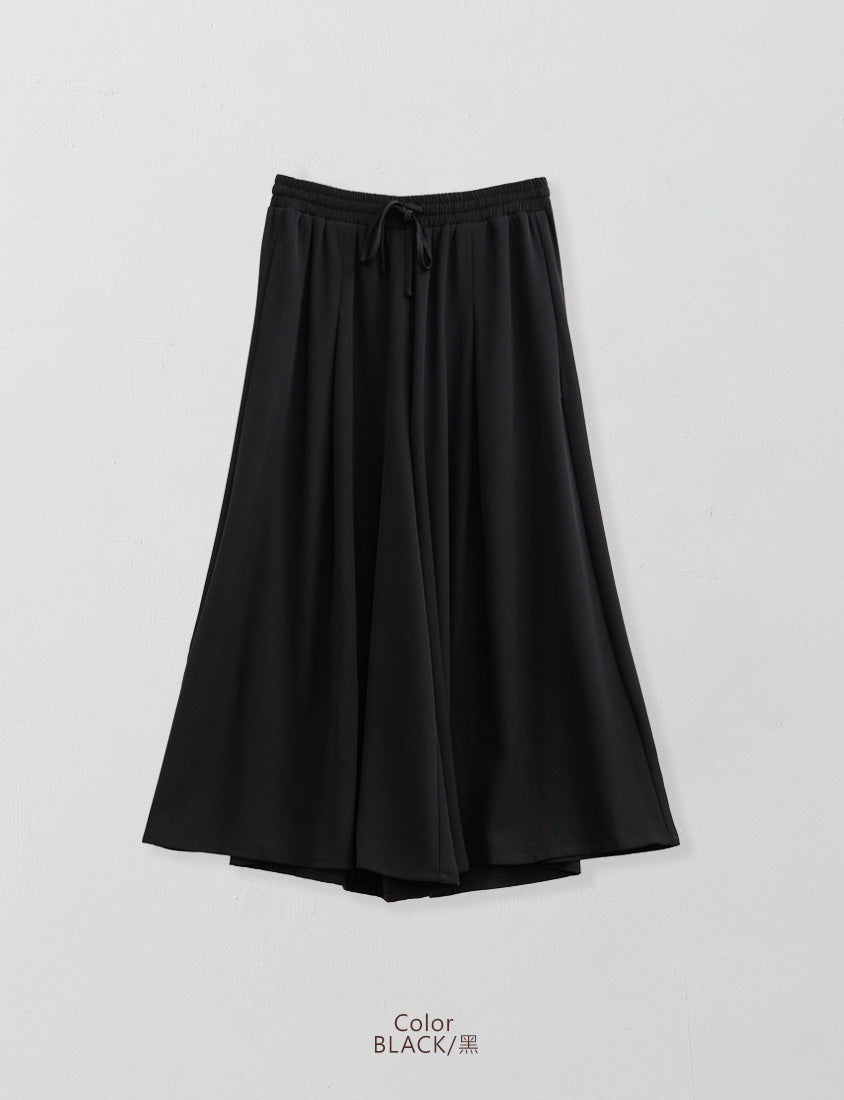 Flattering Pleated Plus Size Wide-Leg Pants