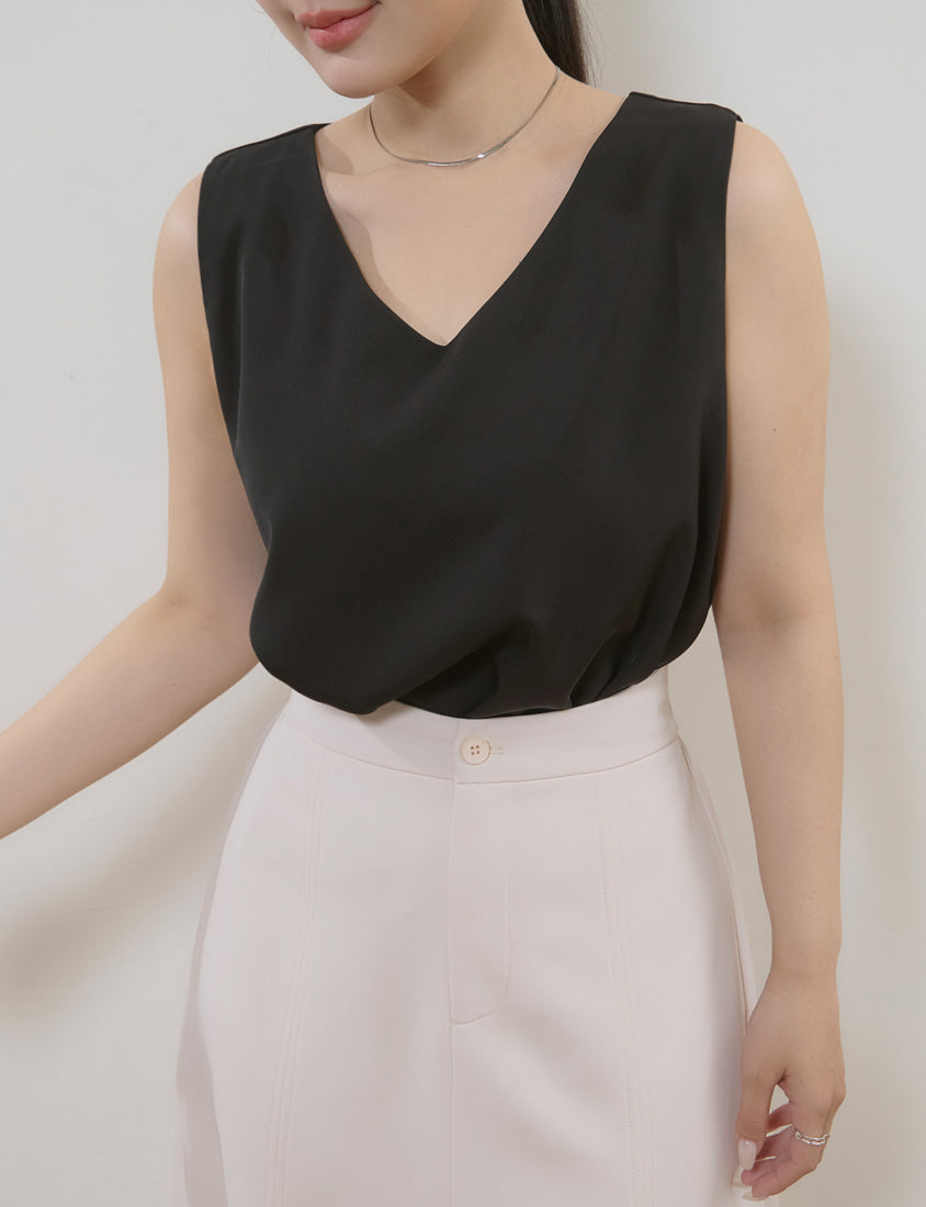 MISS. Minimal V-Neck Chiffon Wide Strap Plus Size Tank Top