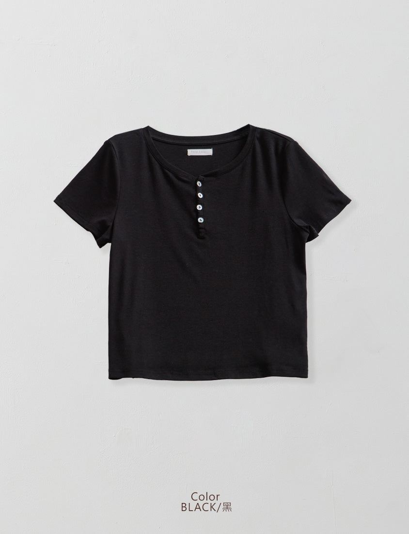 Half-Placket Shell Button Stretch Plus Size Top