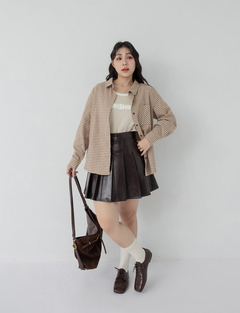 Contrast Fuzzy Embroidery Plus Size Crewneck Tee