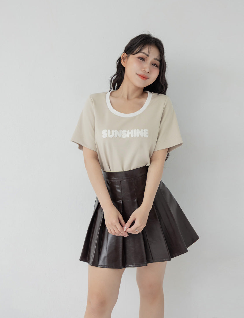 Contrast Fuzzy Embroidery Plus Size Crewneck Tee
