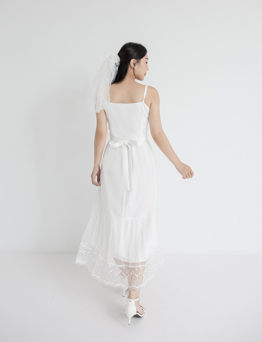 Romantic Adjustable Mesh Plus Size Cami Maxi Dress
