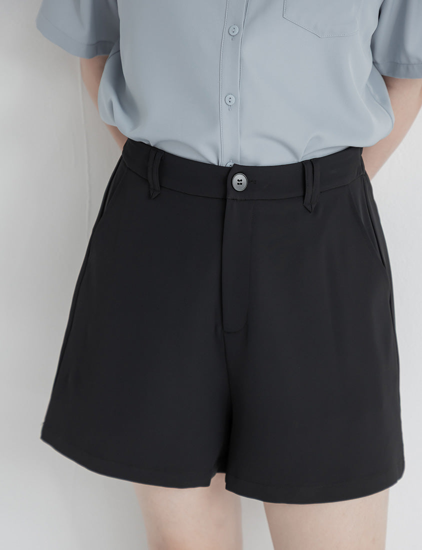 MISS. Silky Cooling A-Line Plus Size Tailored Shorts