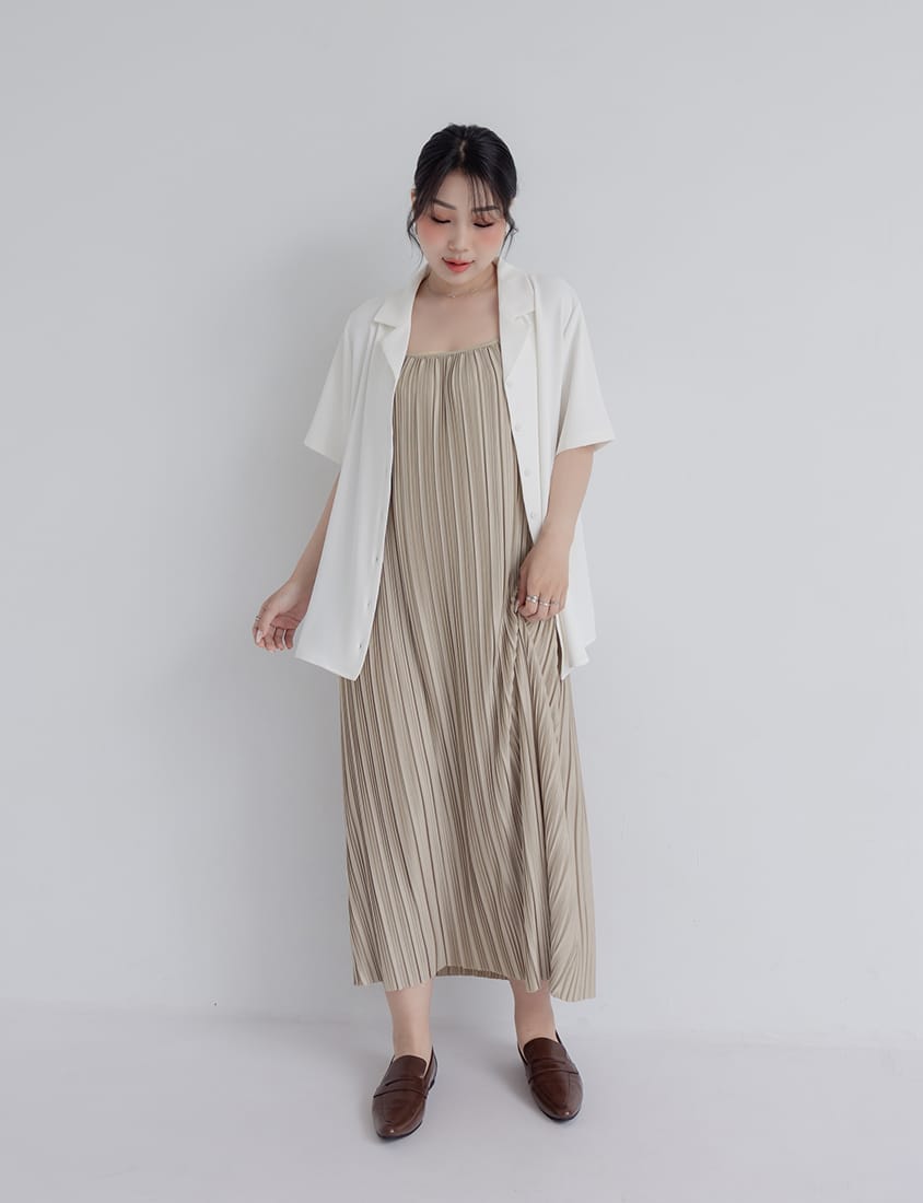 MISS. Silky Cool Oversize Cuban Collar Plus Size Shirt (Unisex)