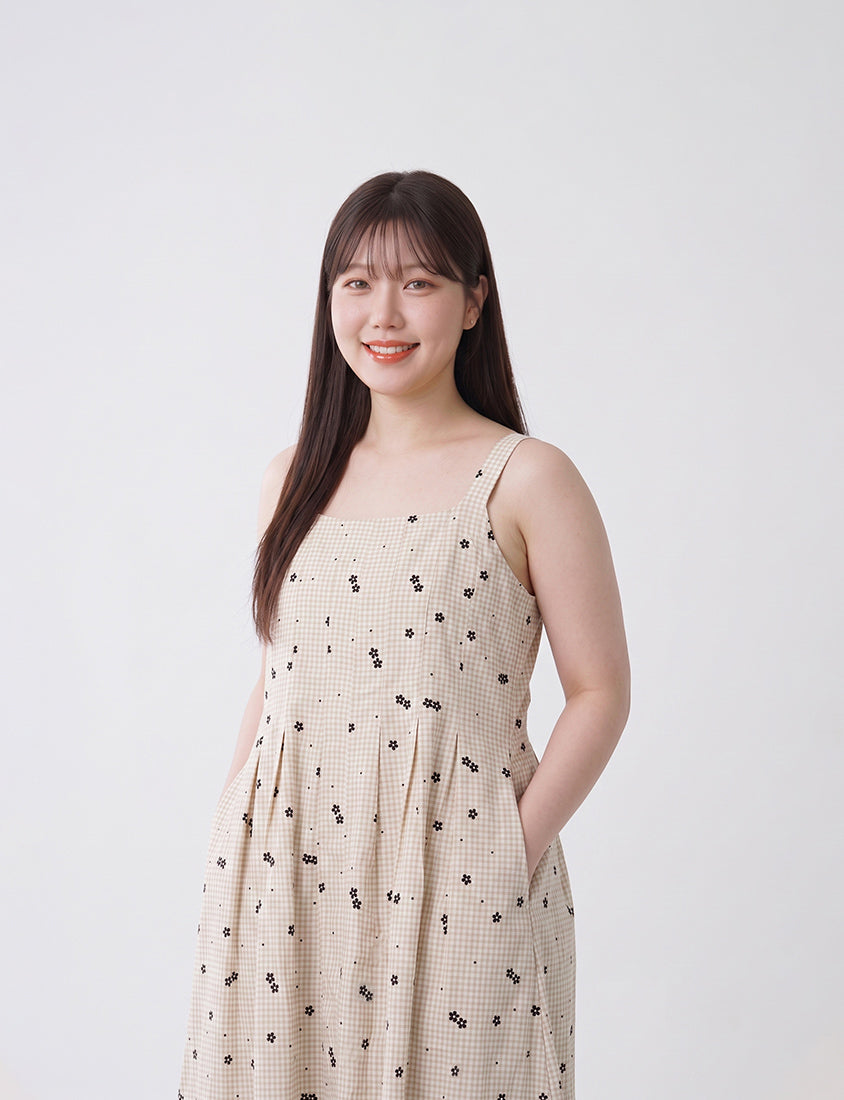 Floral Check Pleated Flare Plus Size Maxi Dress