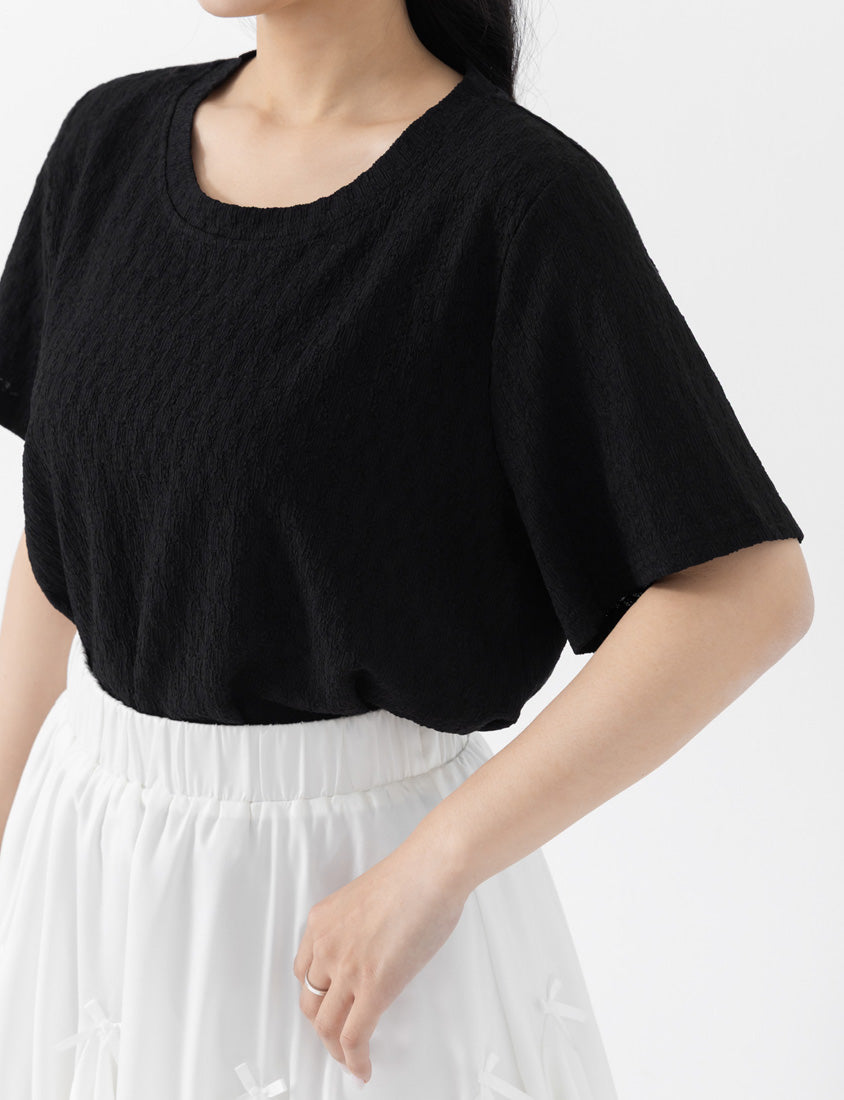 Basic Crinkle Plus Size Crewneck Top