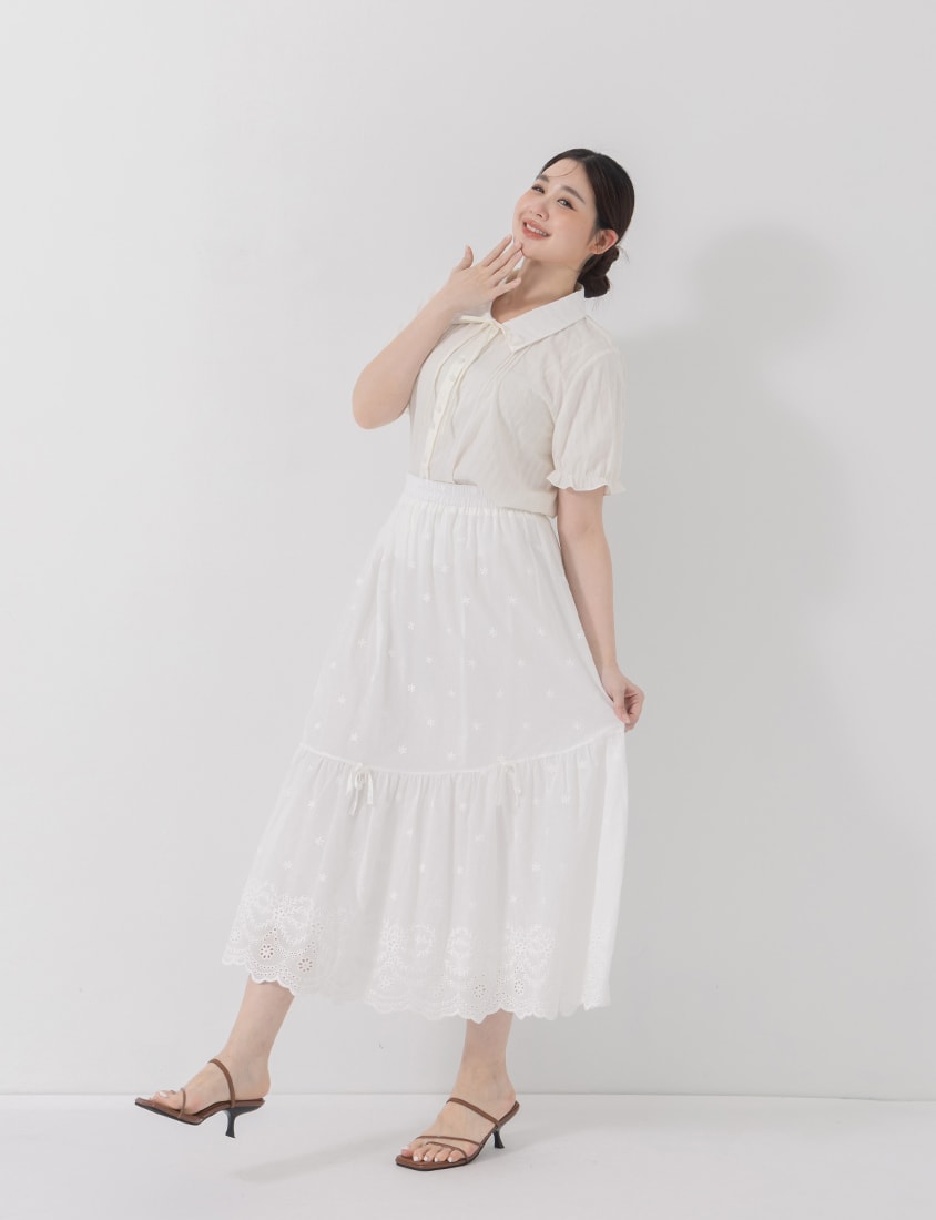 Sweet Pleated Collar Tie-Front Puff Sleeve Plus Size Shirt