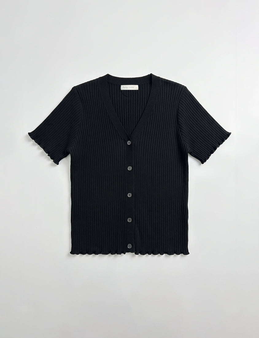 Playful Lettuce-Trim V-Neck Short Sleeve Knit Plus Size Top