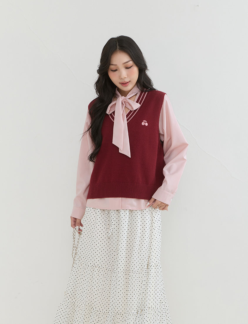 Preppy Cherry Embroidered Cropped Knit Plus Size Vest