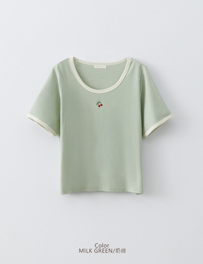 Contrast Cherry Embroidery Crewneck Plus Size Tee
