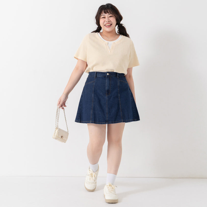 Apple-Shaped Friendly! Perfect Fit Seamed A-Line Denim Plus Size Mini Skirt
