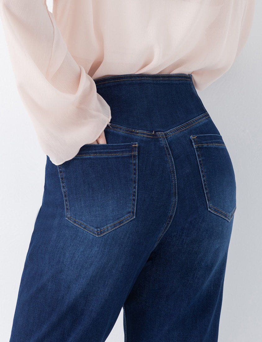 Slimming V-Waist Plus Size Flare Jeans