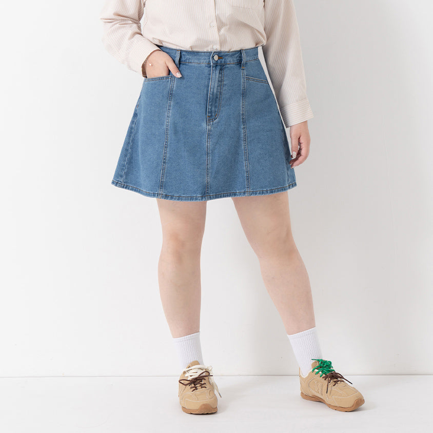 Apple-Shaped Friendly! Perfect Fit Seamed A-Line Denim Plus Size Mini Skirt
