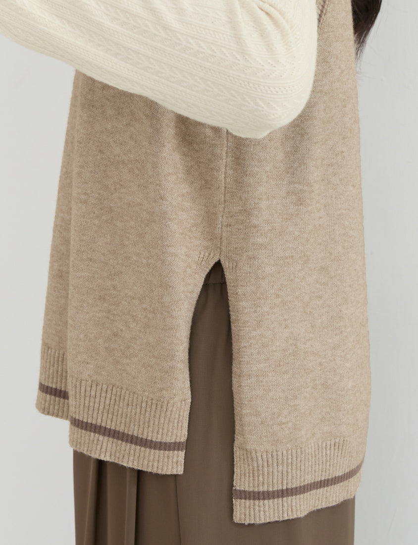 Preppy V-Neck Contrast Stripe Knit Plus Size Vest