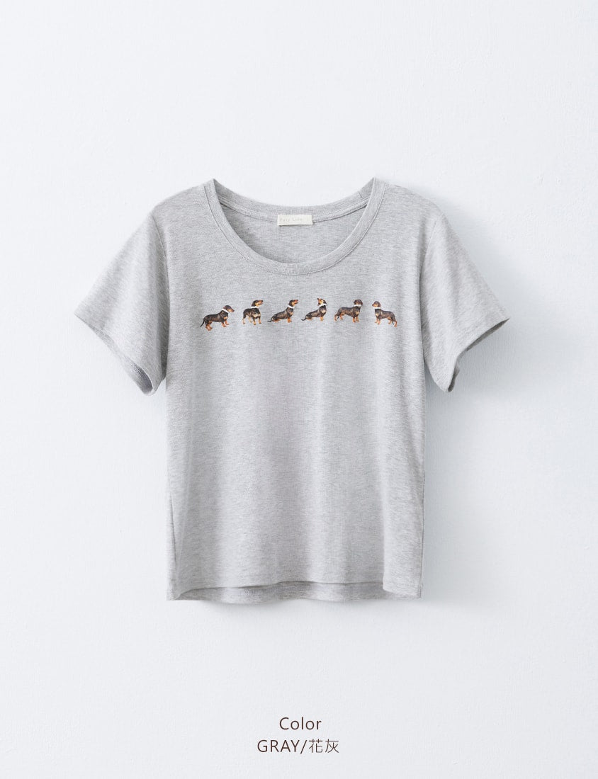 Playful Pearl Dachshund Embroidery Plus Size Crewneck Tee