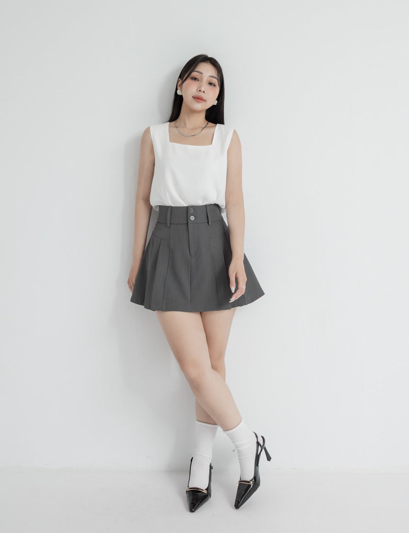 MISS. High Waist Tummy Flattering Pleated Tailored Plus Size Mini Skirt