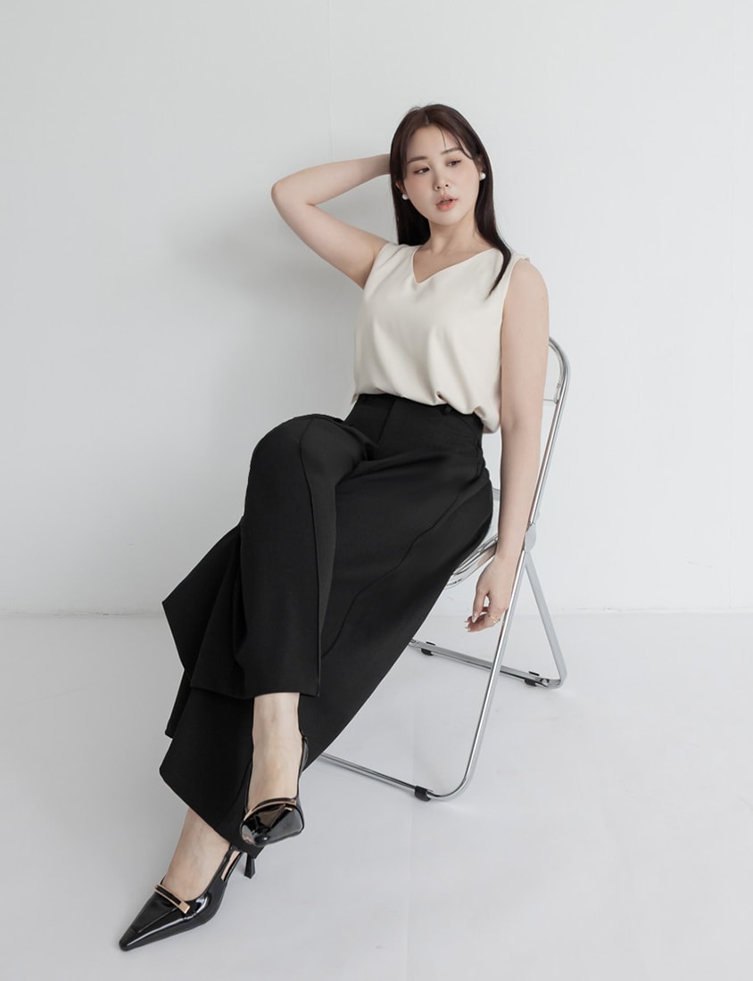 Pleated Cropped Plus Size Wide-Leg Pants