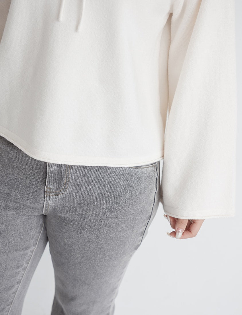 V-Neck Tie Flare Sleeve Plus Size Knit Top