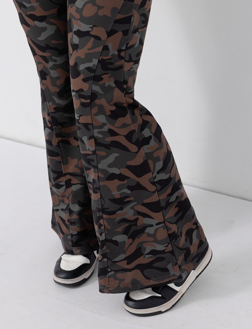 MUA! Cool Camo Drawstring Stitch Plus Size Flare Pants