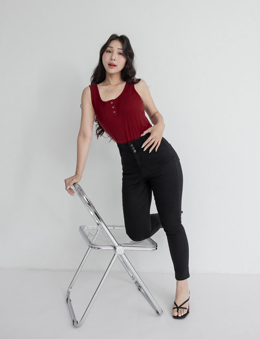 Cooling Tech Leg-Lengthening Plus Size Jeans