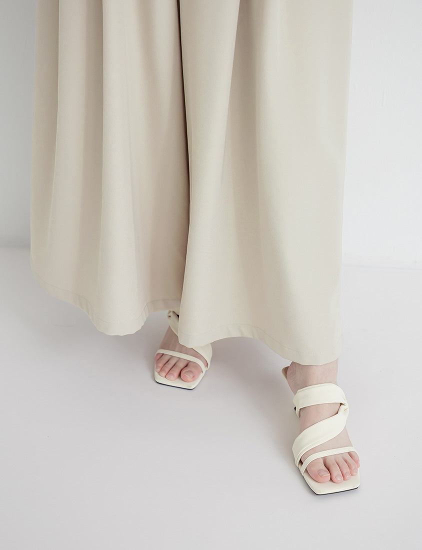 MISS. Pleated Cropped Plus Size Wide Leg Pants (With Waist Tie)