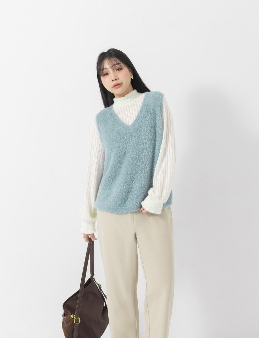 MISS. Boyfriend Style Cropped Cuffed Plus Size Tailored Pants