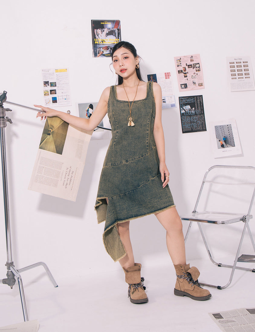 MUA! Asymmetrical Panel Slim Fit Denim Plus Size Dress