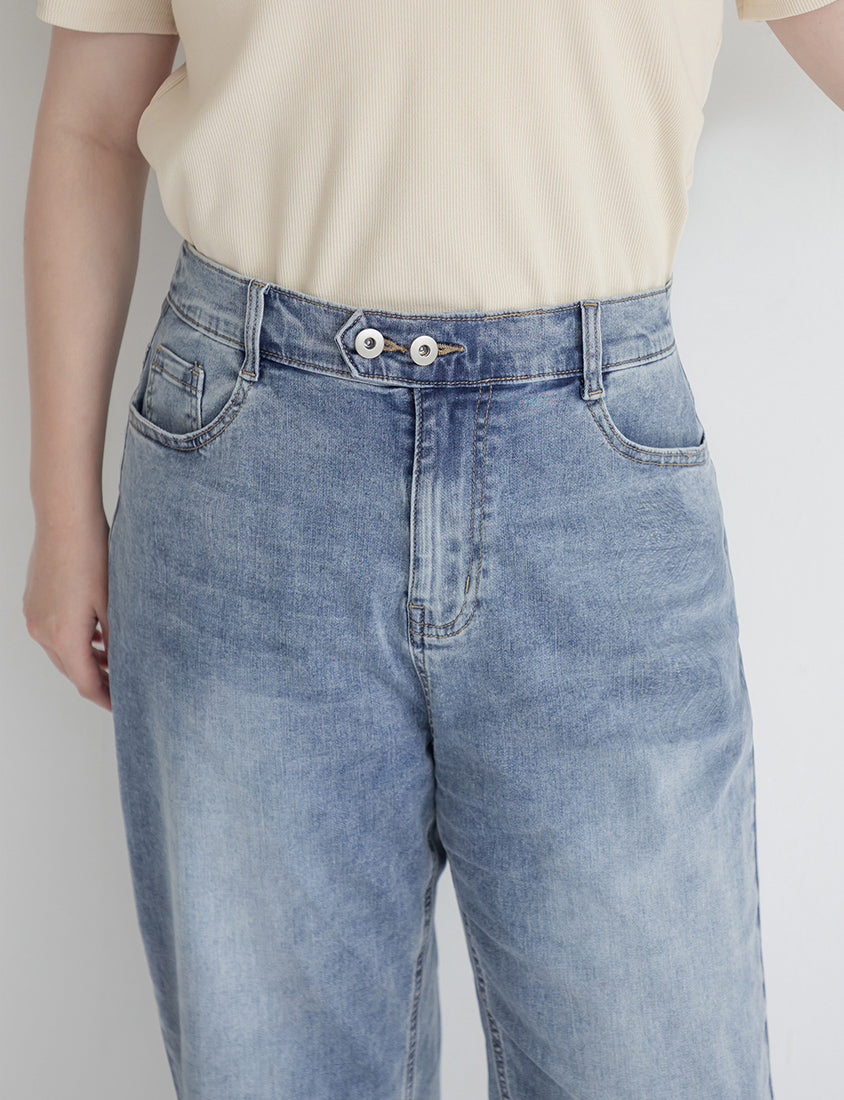 Zero Restriction Cloud Denim Plus Size Cropped Jeans (Regular)