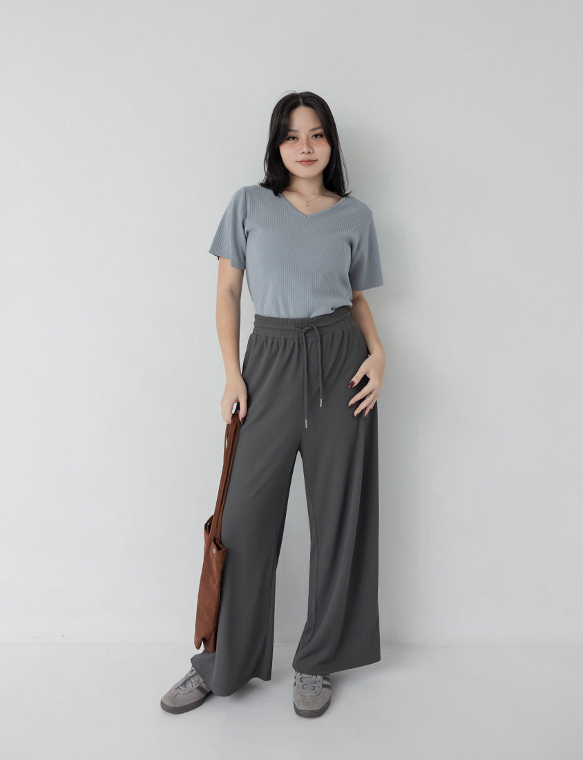 Tence Silky V-Neck Plus Size Ribbed Knit Top