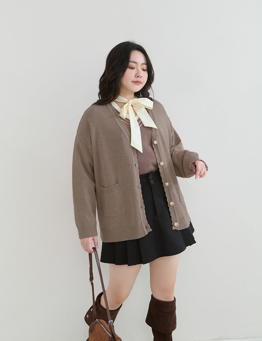 Cute Lettuce Trim V-Neck Knit Plus Size Cardigan