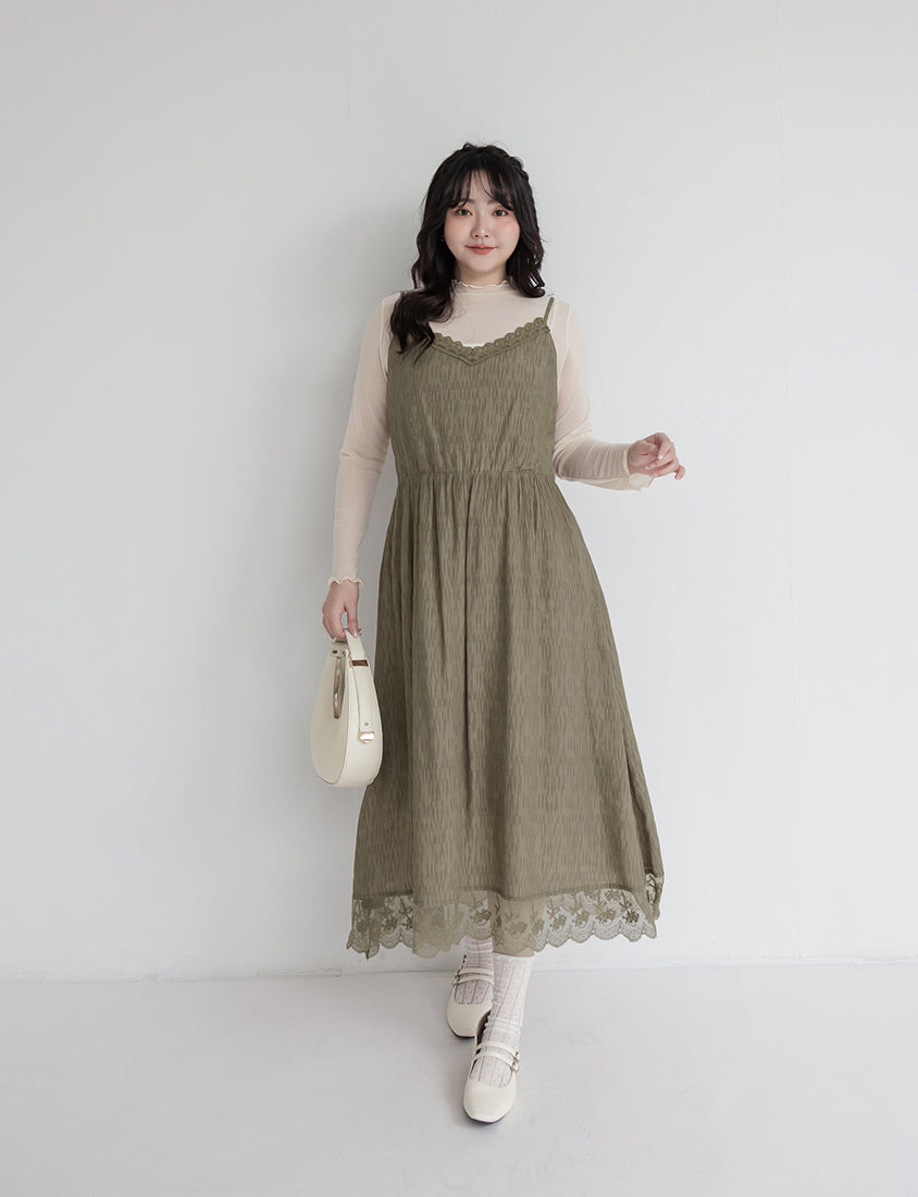 Sweet Lace Textured Plus Size Maxi Dress