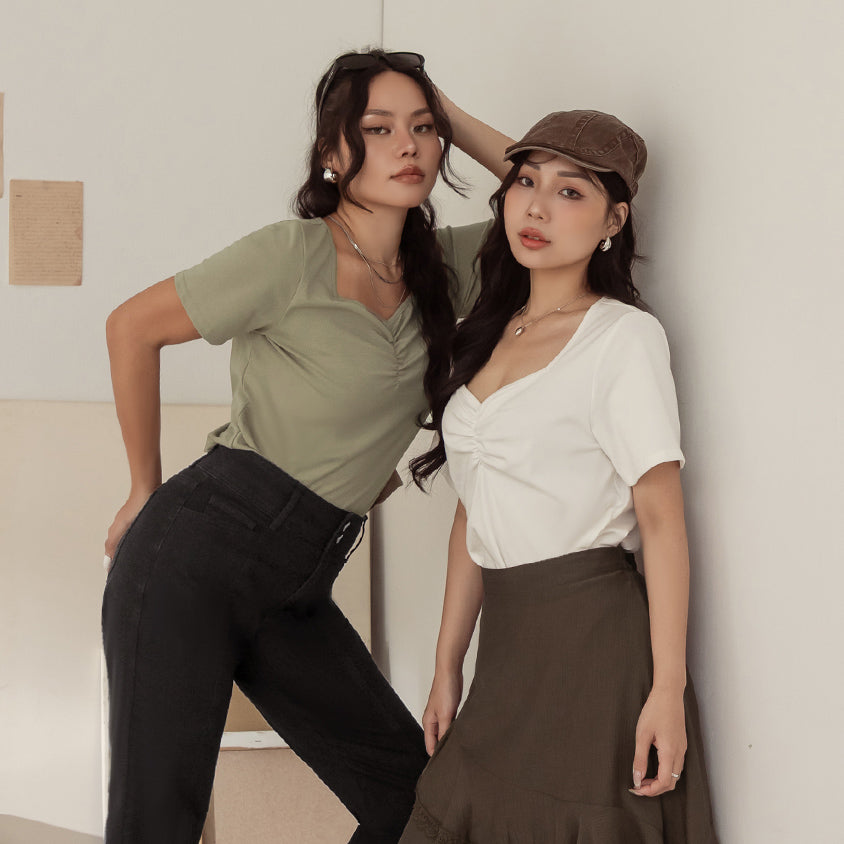 MUA! Sweet & Sexy Sweetheart Neck Cropped Plus Size Tee