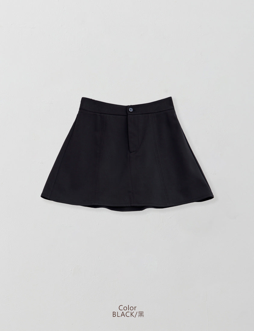 MISS. Silky Cool Slimming V-Waist Tailored Plus Size Skort