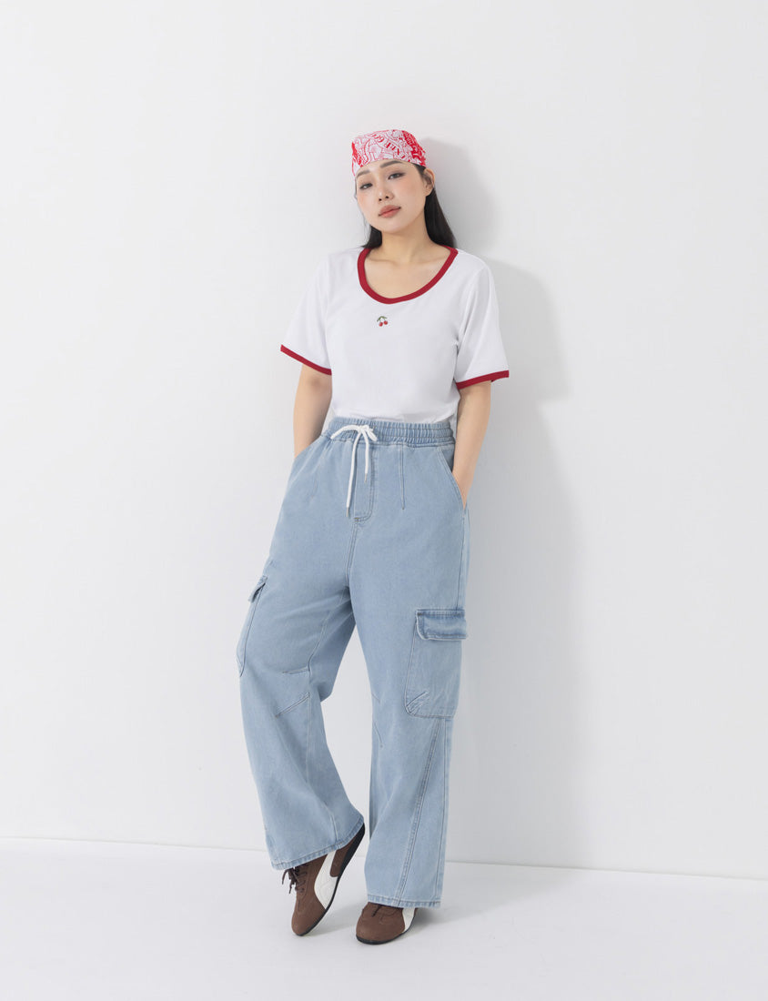 Contrast Cherry Embroidery Crewneck Plus Size Tee